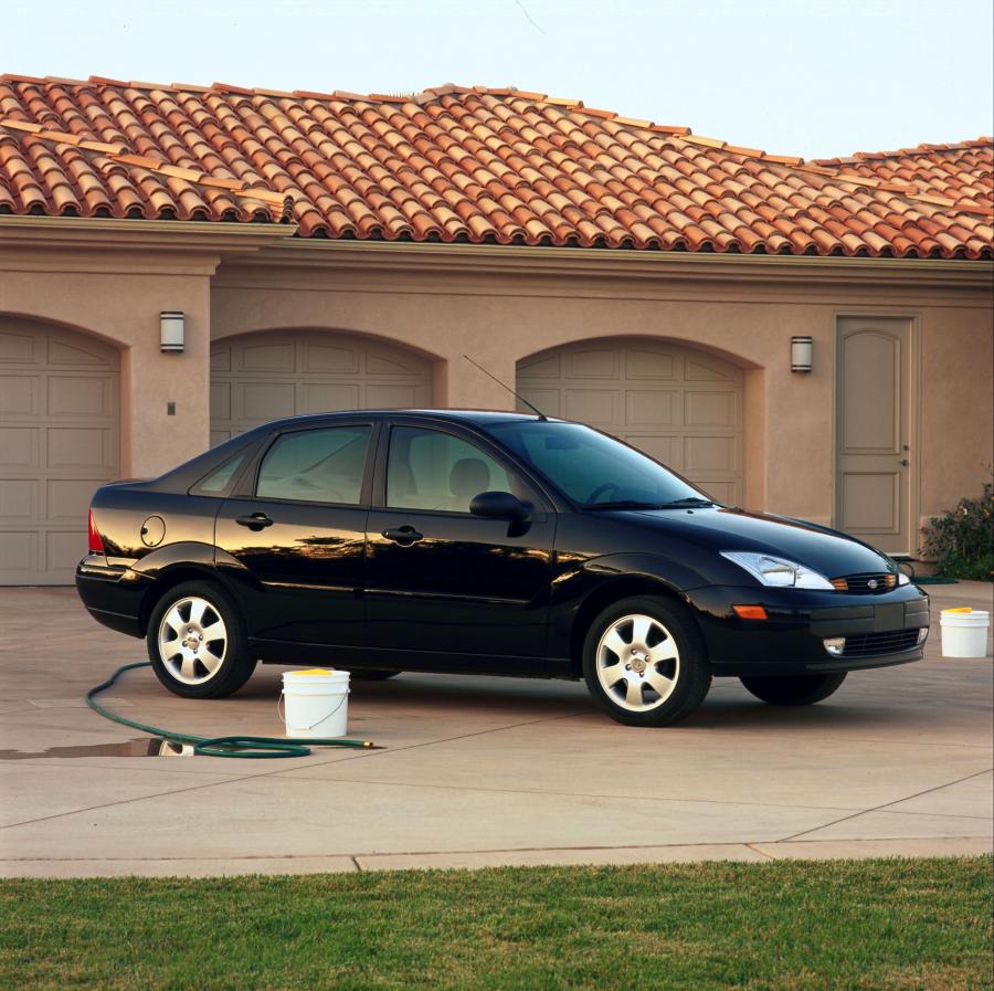  Ford Focus Saloon 1999 года  (фото 48 из 53)
